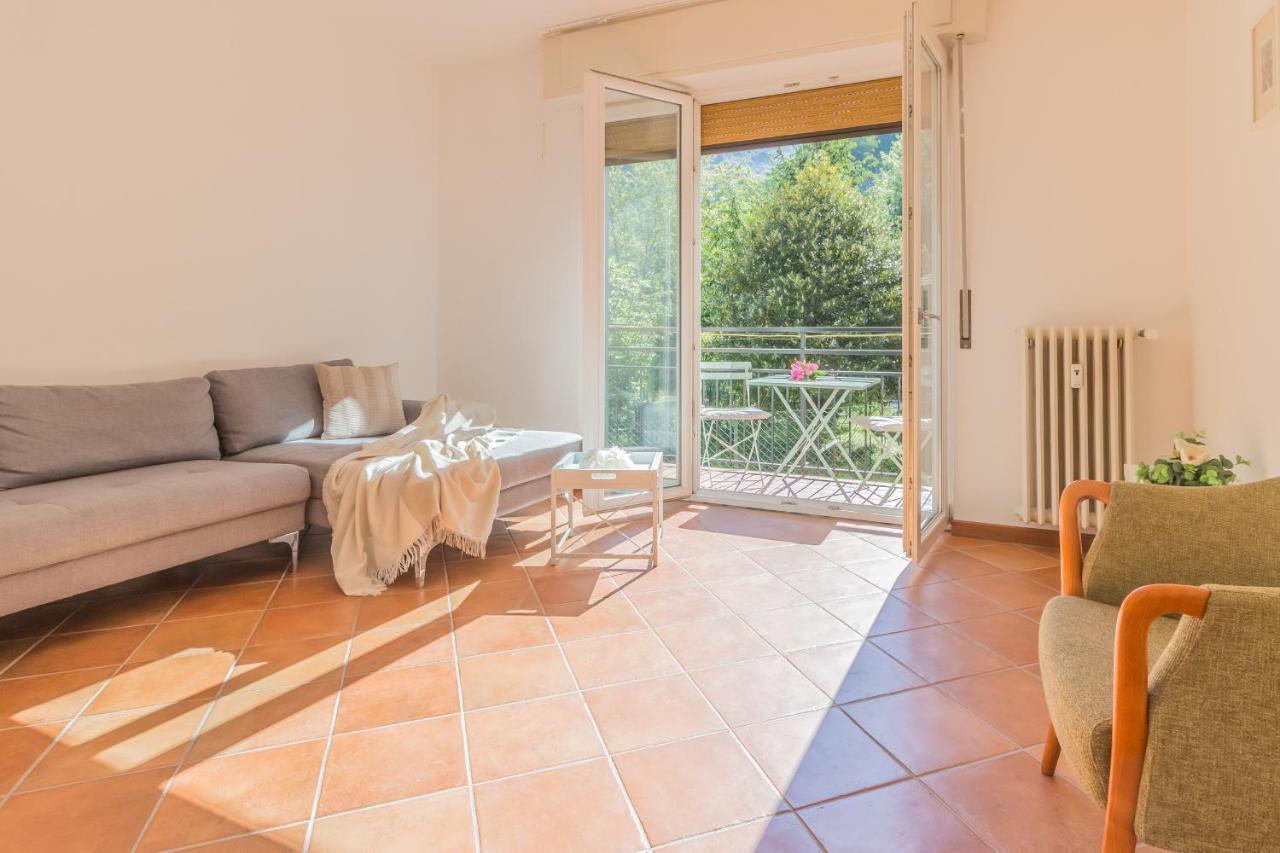 Appartamento Casa Bobbie Varenna Esterno foto