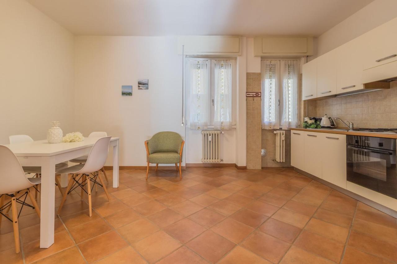 Appartamento Casa Bobbie Varenna Esterno foto